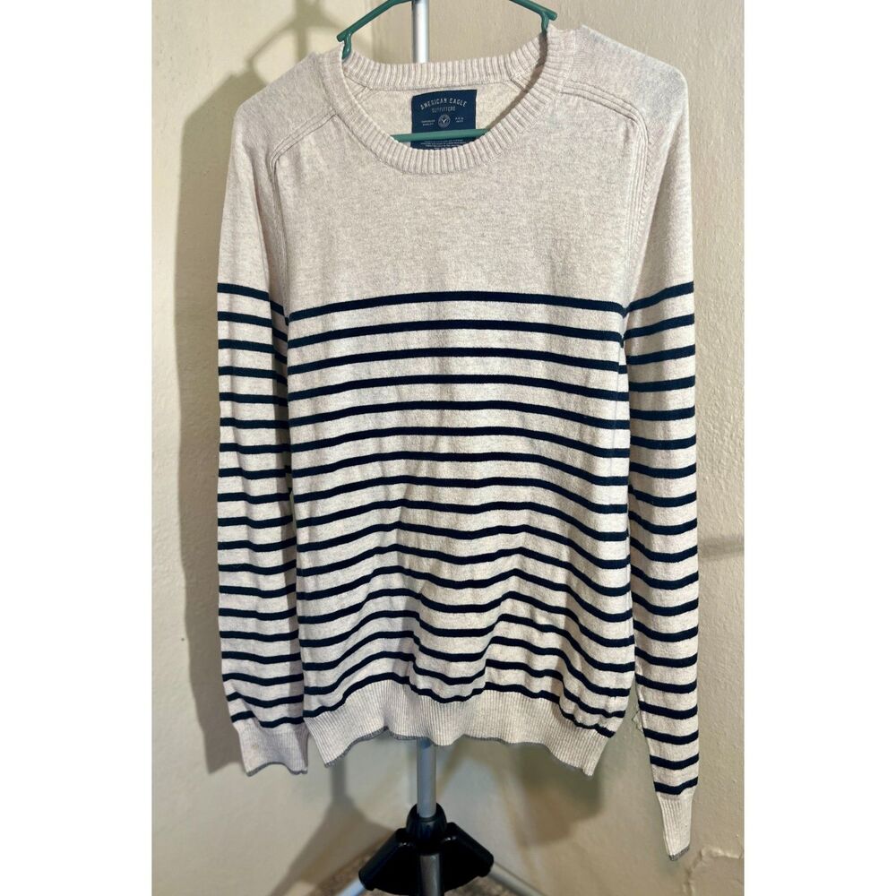 American Eagle Men's sweater 100% cotton, Size M